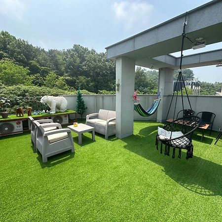 מלון אינצ'ון Yolo House מראה חיצוני תמונה