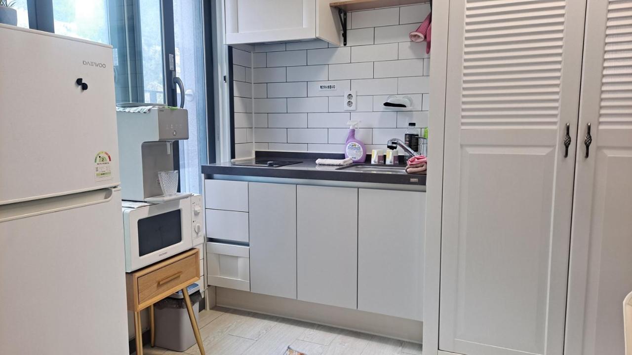 מלון אינצ'ון Yolo House מראה חיצוני תמונה
