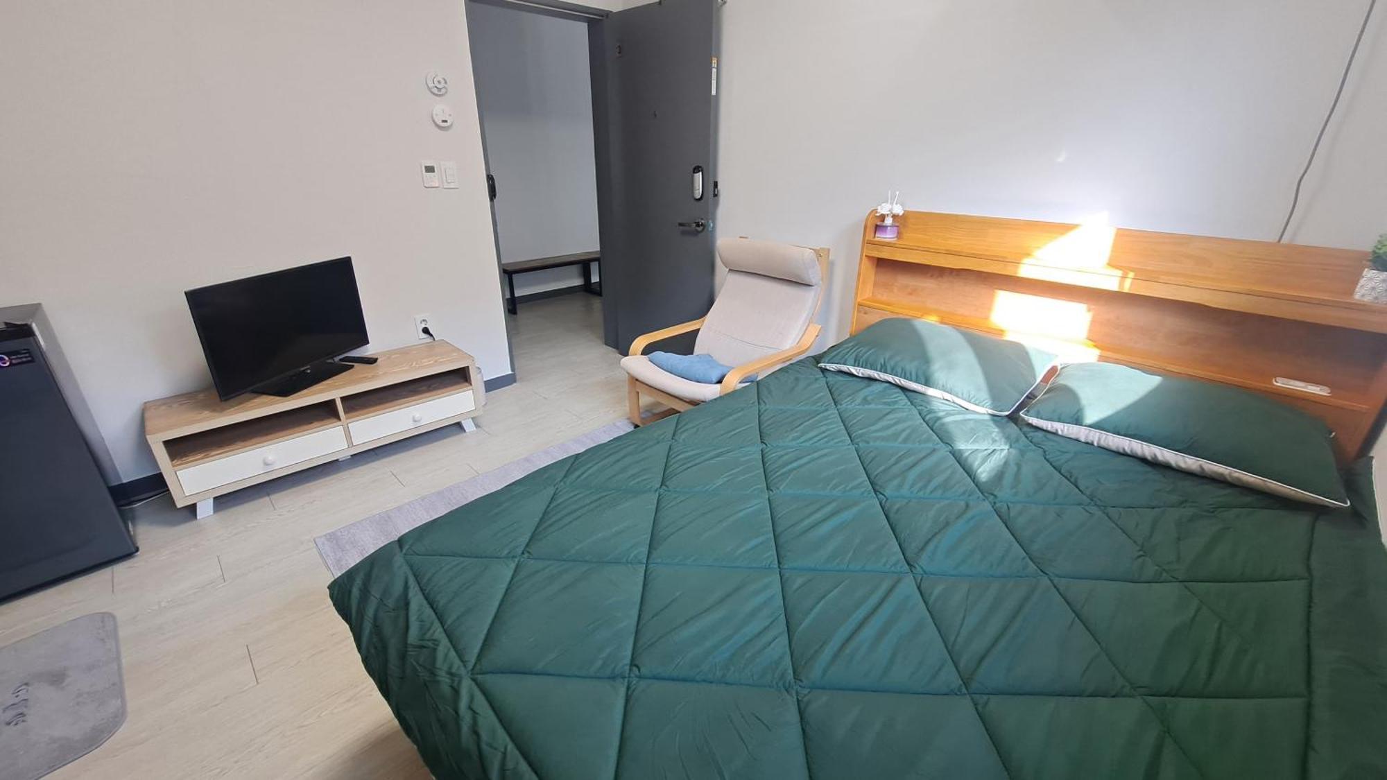 מלון אינצ'ון Yolo House מראה חיצוני תמונה