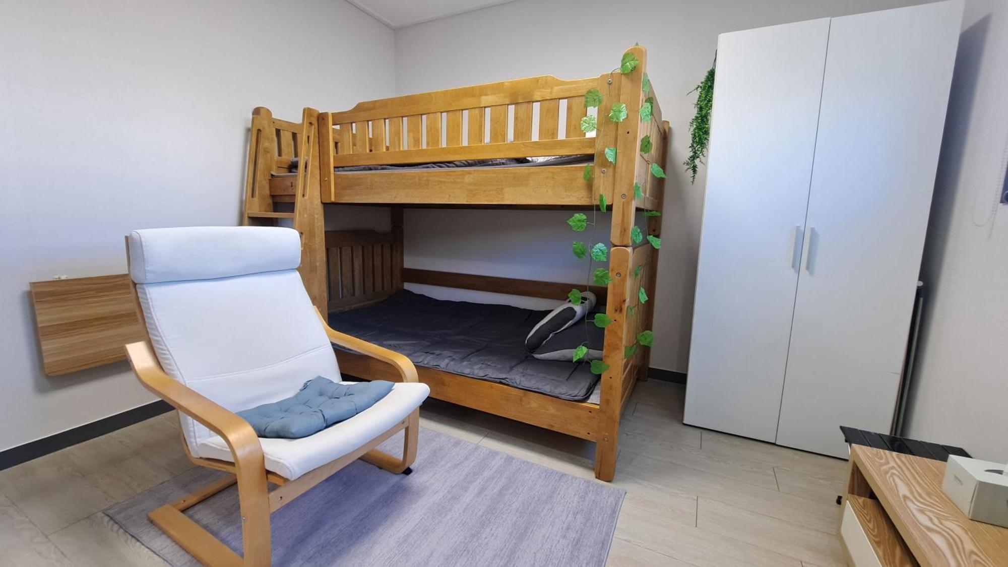 מלון אינצ'ון Yolo House מראה חיצוני תמונה
