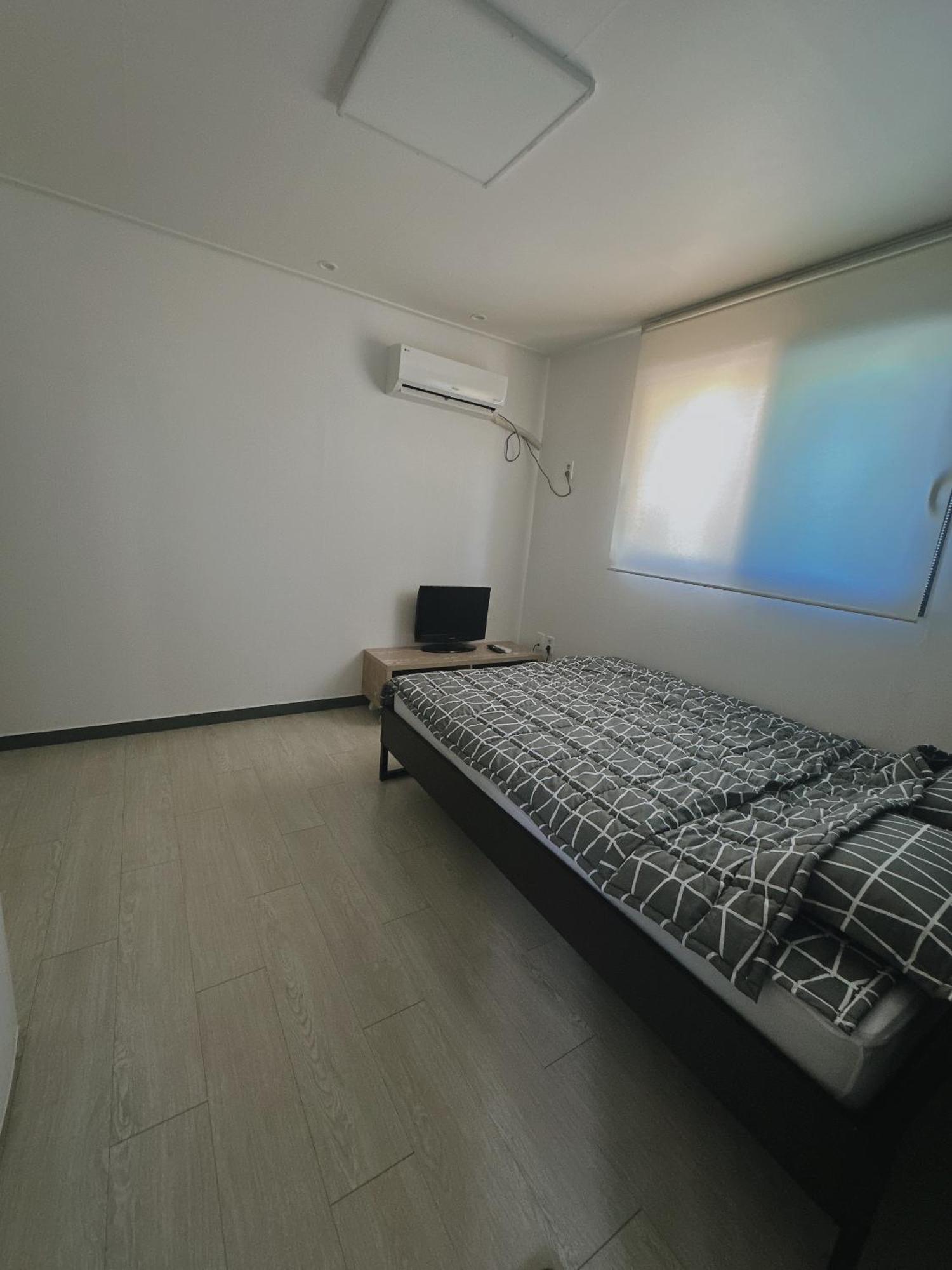 מלון אינצ'ון Yolo House מראה חיצוני תמונה