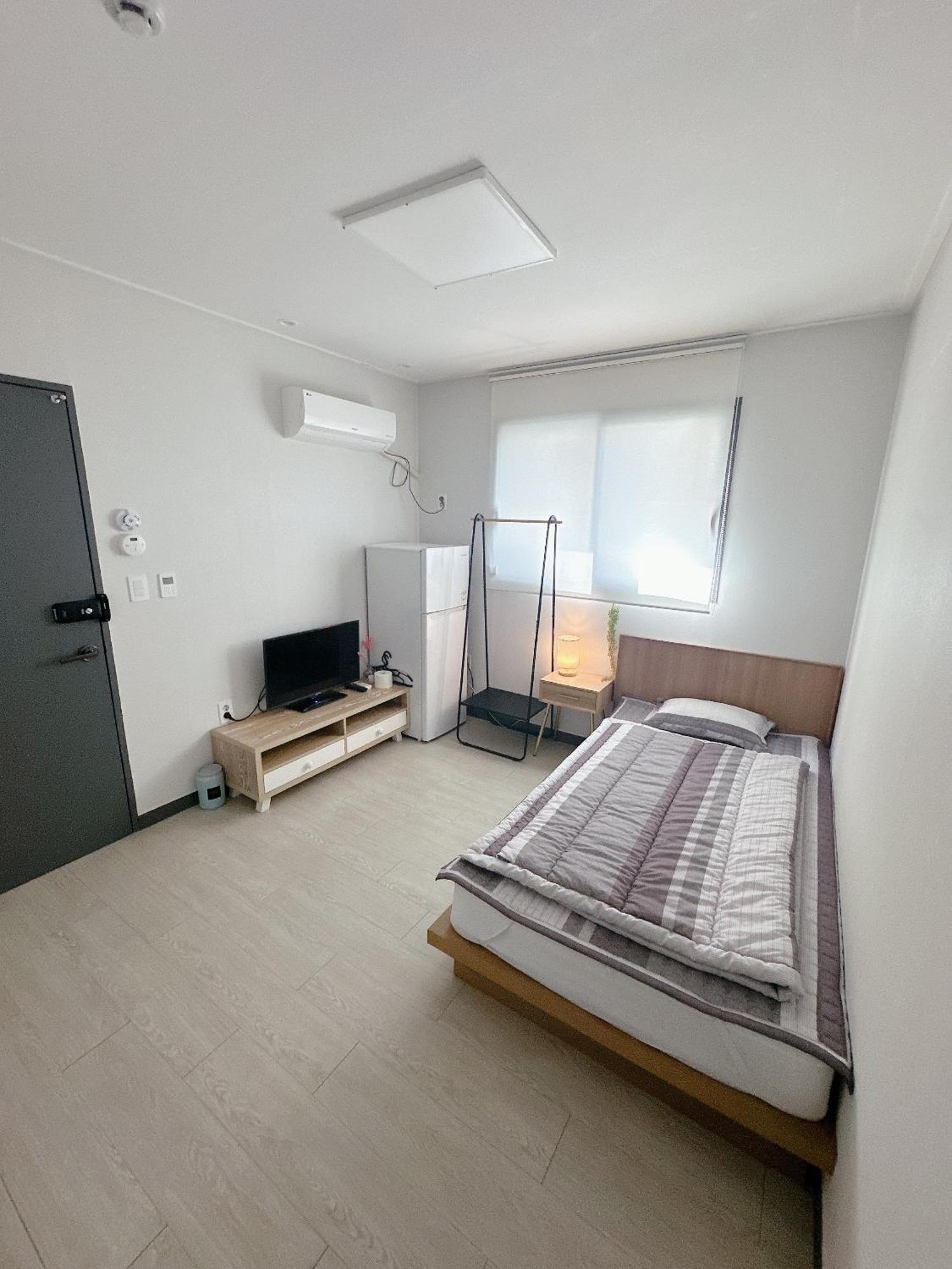 מלון אינצ'ון Yolo House מראה חיצוני תמונה